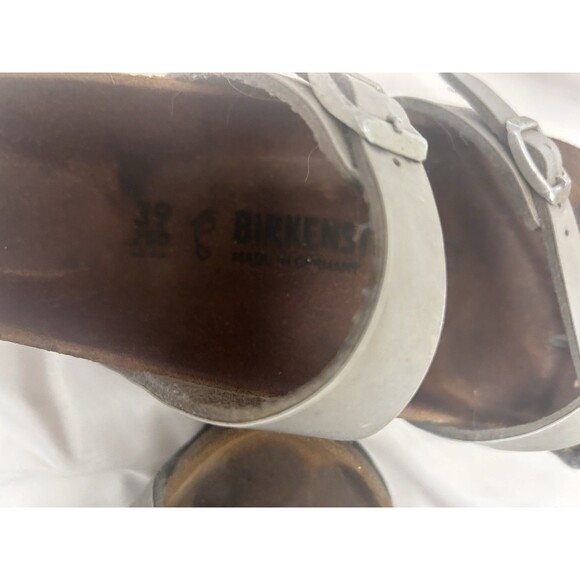 Birkenstock Mayari Sandals Women’s Size 39 8.5 Metallic Silver Leather Cork - Picture 5 of 8